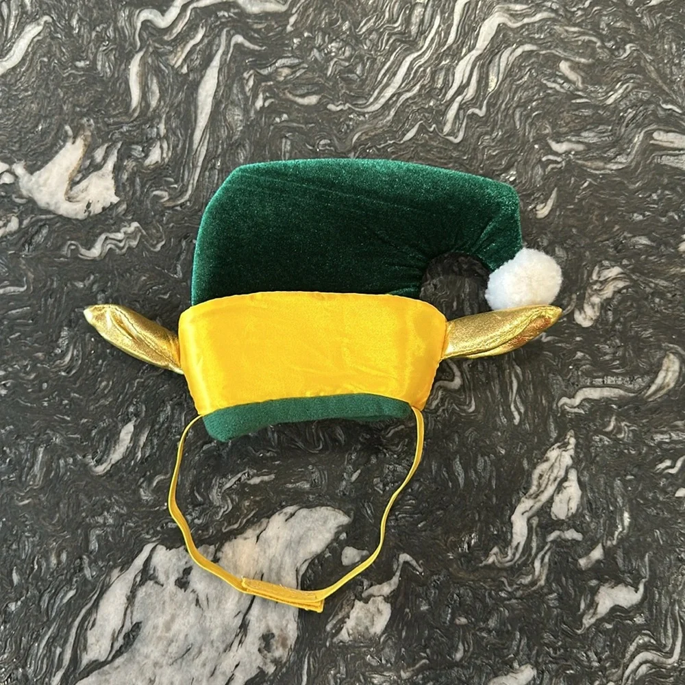 Elf Costume for Dog Merry & Bright Collection Medium Like New Never Worn